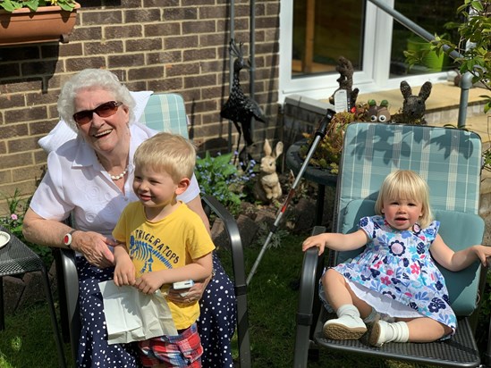 Picnic with Great Gran - April 2019