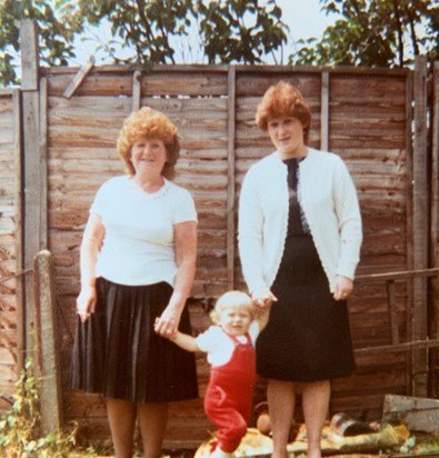 Nanny Nora, Charlene (18mths) & Auntie Wendy. Never to be forgotten and always in our hearts🥰