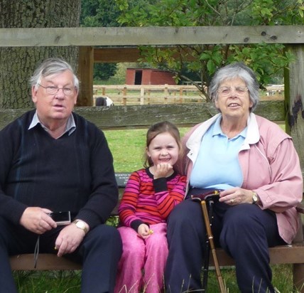 Dad, Naomi & Mum