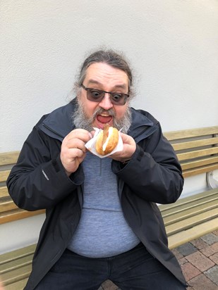 At the world-famous Reykjavík hotdog stand!