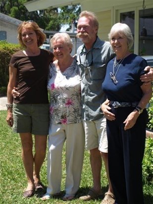 Karen Pranschke (nee Barrett), Sylvia, Mike Pranschke, Dorothy Barrett - on holiday in Savannah, GA (USA).