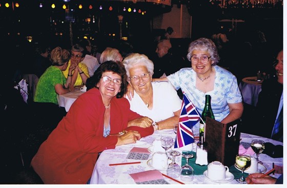 Con Soper, Ivy Smith, Shirley Shellcross (sisters)