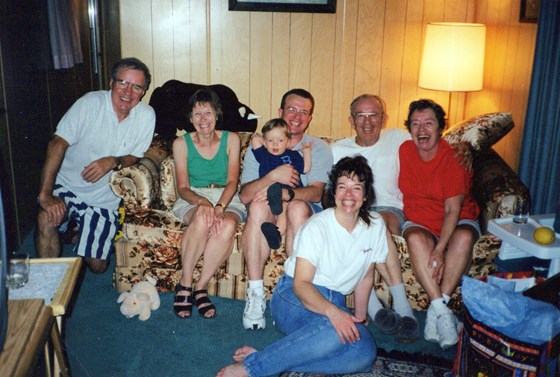 1997 (or so) visit to Arizona.  (l to r) Jim, June, Harold with Iain in lap, George, Margaret, & Denise in front.