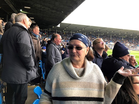 Trying to work out the offside rule at Elland Road ❤️