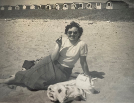 Picnic time at the beach 