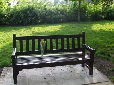 Memorial bench in Holland Park