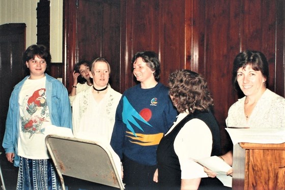 Sandy Choir 1994