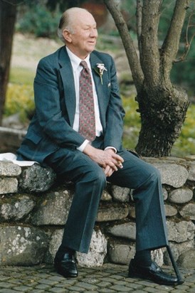 Keith "Looking dapper" 2004 at Rhonda's Wedding--Best Picture Ever Award!