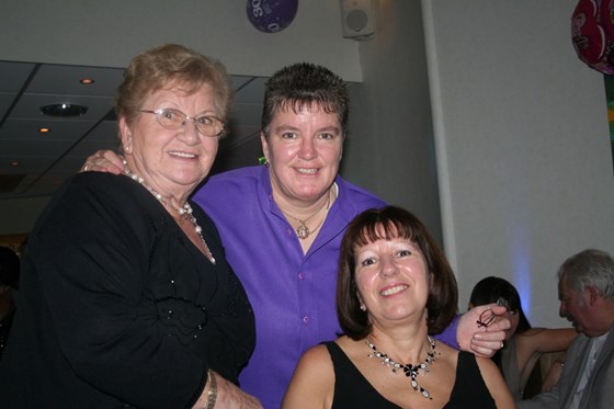 Mum, Linda and Julie