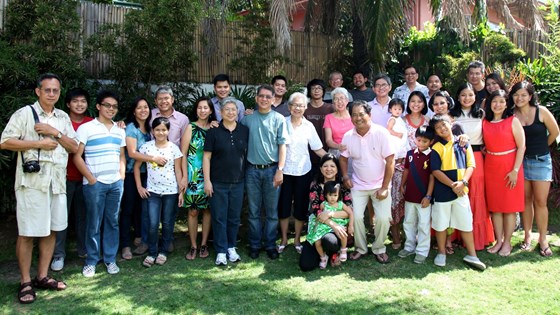Bautista Reunion Easter Sunday, 2012