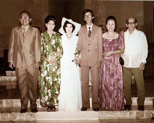 The newlyweds Jun and Cherie Galvez with their parents, February 21, 1974