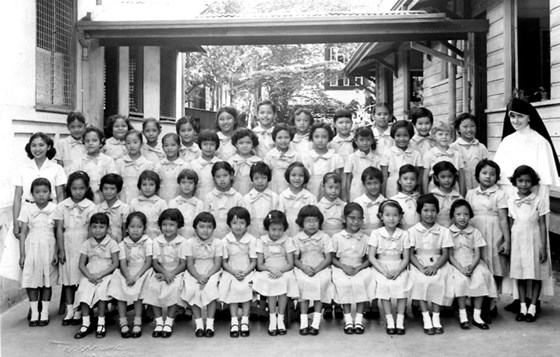 Grade school class picture