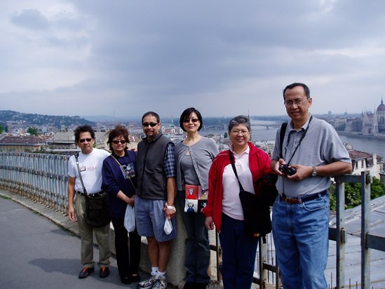 Vacation with Noli & Grace, Monet & Evelyn by River Danube 2004