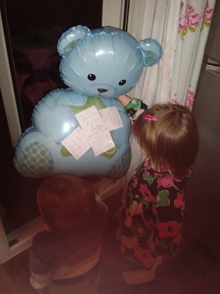 Alexia and Alfie sending their balloon and messages 
