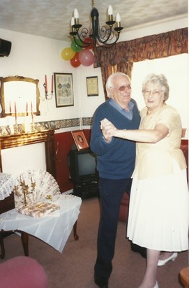 Golden wedding celebration 1998 (2)